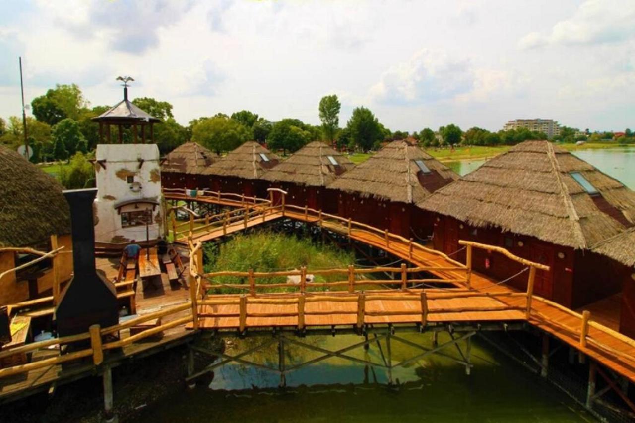 Overwater Cottage - Slovak Tahiti, סנץ מראה חיצוני תמונה